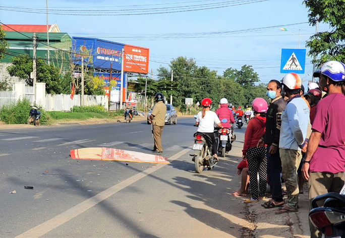 Vụ tai nạn xảy ra khiến ông K'Bợu tử vong tại chỗ.