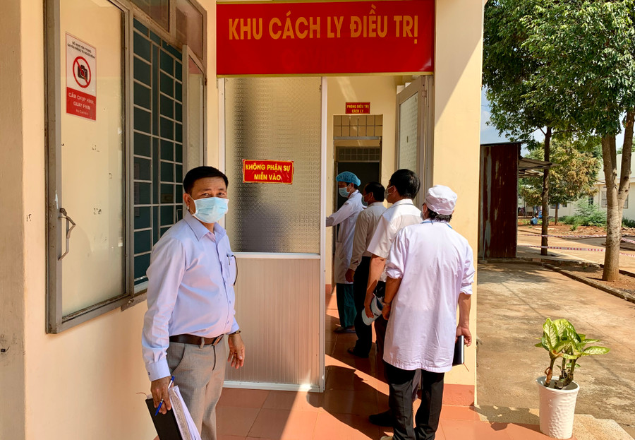 - Các địa phương nâng cấp độ nâng cảnh báo lên mức cao nhất, sẵn sang ứng phó với các tình huống dịch bệnh xảy ra. Ảnh: Như Nguyện