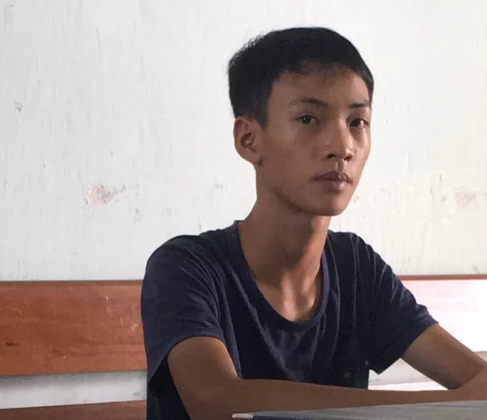 Đối tượng Nguyễn Xuân Thành tại cơ quan công an Đối tượng Nguyễn Xuân Thành tại cơ quan công an