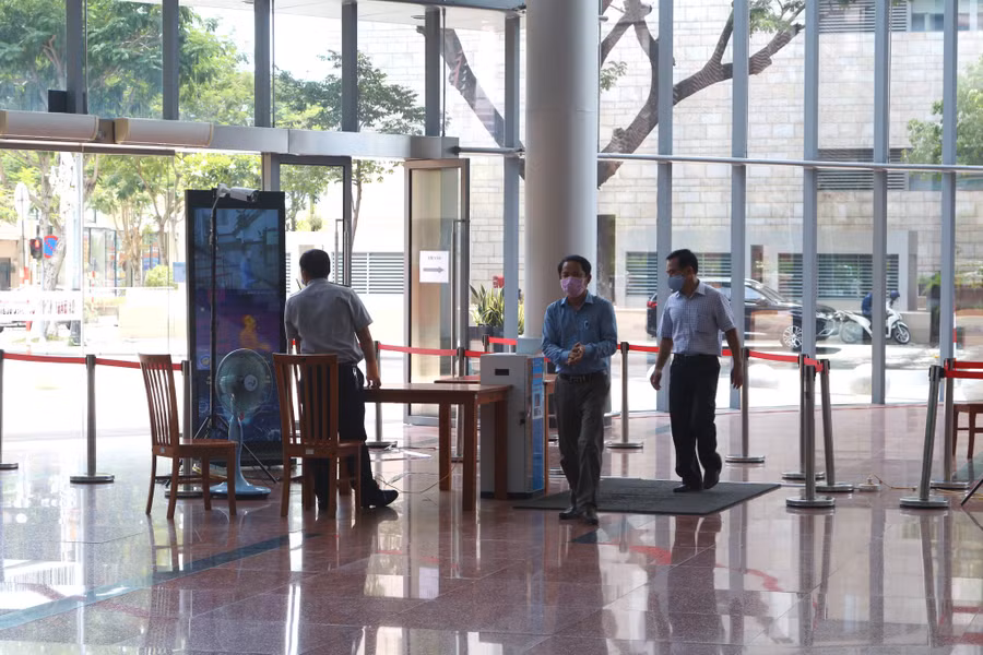 Đà Nẵng thông tin chính thức về trường hợp lãnh đạo một sở có văn phòng tại Trung tâm Hành chính bị nhiễm Covid-19 -Ảnh: Hoàng Sơn
