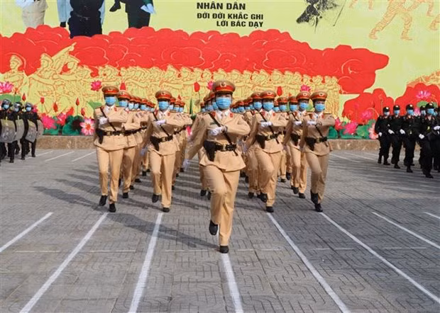 Lực lượng Công an tỉnh Đồng Nai tham gia Lễ ra quân bảo đảm an ninh trật tự ngày bầu cử đại biểu Quốc hội khóa XV và đại biểu Hội đồng Nhân dân các cấp. (Ảnh: Nguyễn Văn Việt/TTXVN)