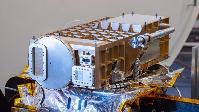 Máy đo quang phổ tử ngoại. Ảnh: Cơ quan Vũ trụ UAE