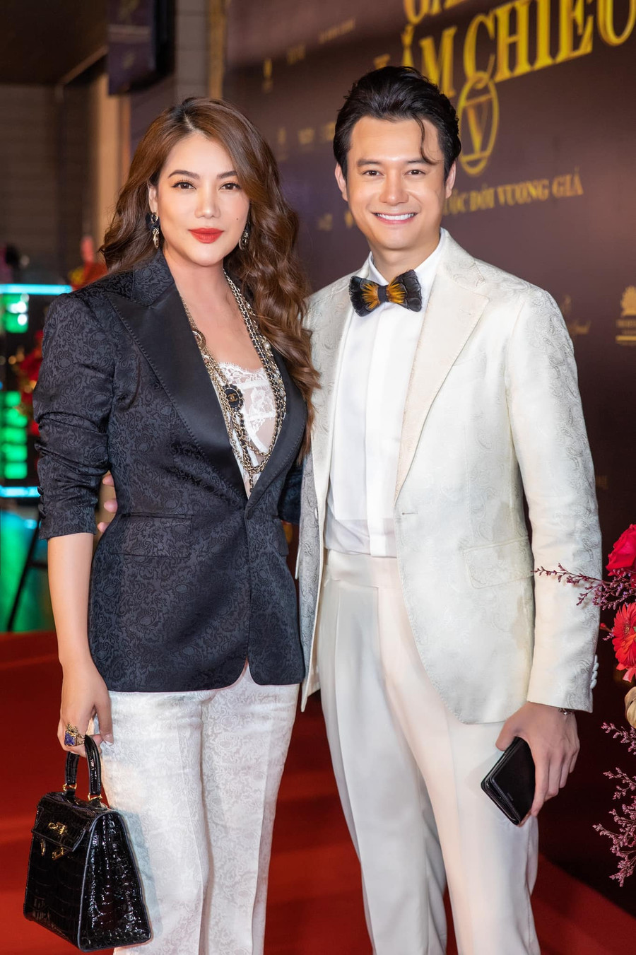 Thời gian qua, cặp đôi luôn đồng hành cùng nhau trong các sự kiện dù chưa lên tiếng xác nhận hẹn hò. ẢNH: FBNV