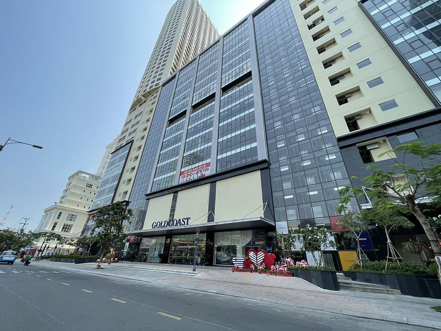 Khu đất Trường Chính trị tỉnh Khánh Hòa tại số 1 Trần Hưng Đạo đã biến thành trung tâm thương mại sau khi về tay tư nhân. ẢNH: HIỀN LƯƠNG