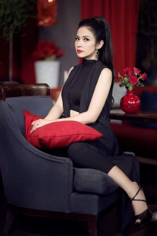 Nữ diễn viên tiết lộ cô rất nhớ nghề diễn. Tuy nhiên, vì cái duyên chưa tới. Được biết, vào thập niên 90, Việt Trinh chính là ngọc nữ của màn ảnh Việt. Cho đến hiện tại, những vai diễn của cô vẫn được khán giả yêu mến. Ảnh: NSCC.