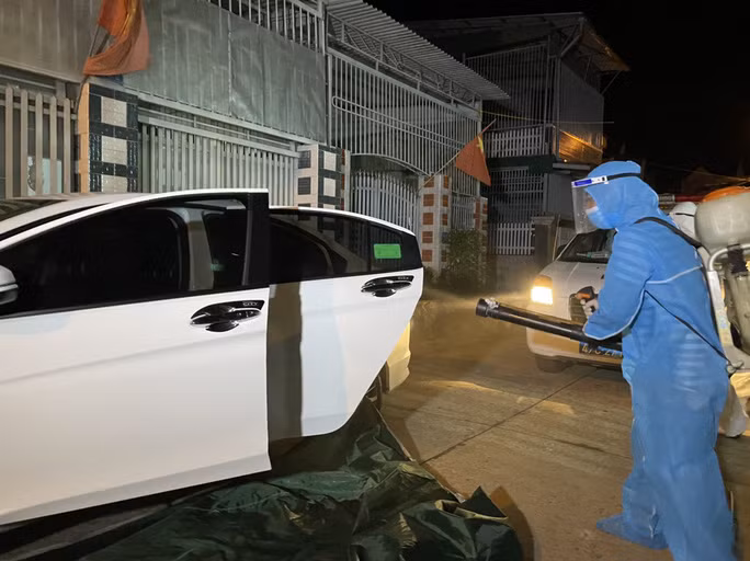 Từ Đà Nẵng về, chị T đã di chuyển nhiều nơi, tiếp xúc nhiều người