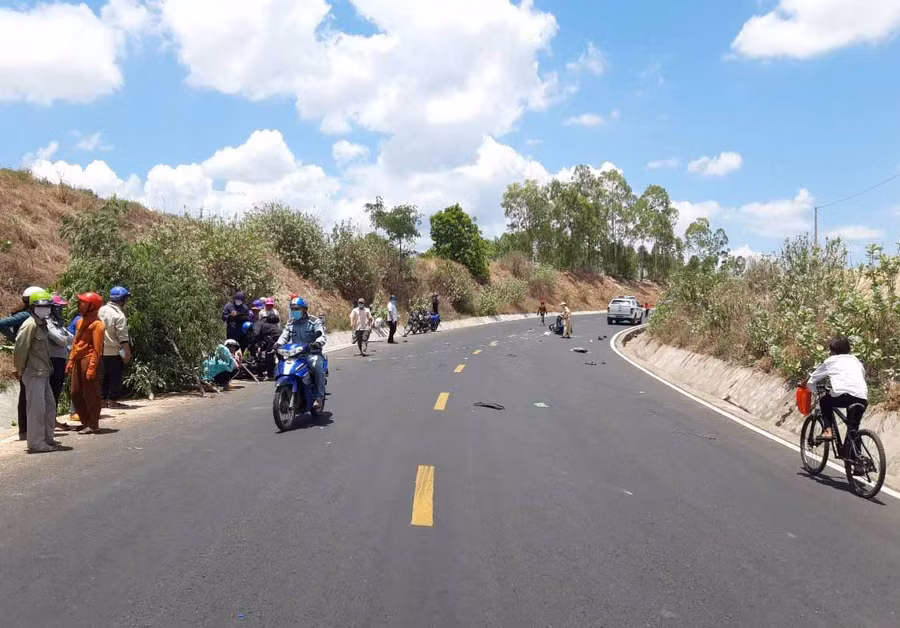 Hiện trường vụ tai nạn. Ảnh: Minh Hoàng