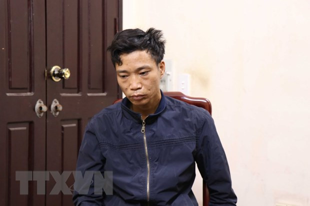 Đối tượng Lò Văn Mính tại cơ quan điều tra. (Ảnh: Đinh Văn Nhiều/TTXVN) Đối tượng Lò Văn Mính tại cơ quan điều tra. (Ảnh: Đinh Văn Nhiều/TTXVN)