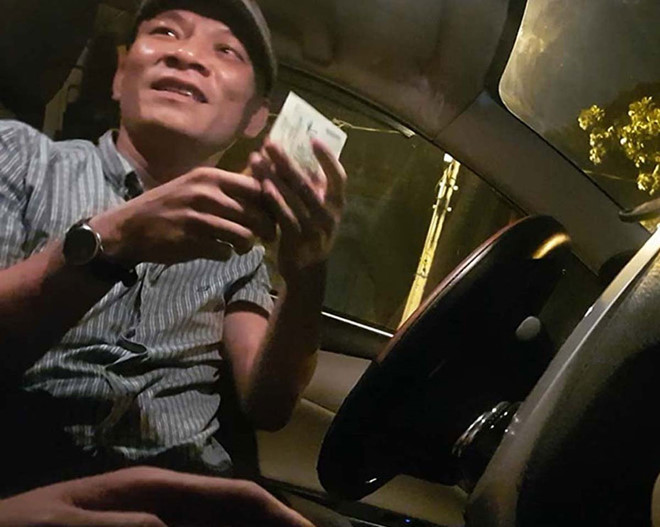 Cũng đoạn đường đó, tài xế khác lấy giá 189.000 đồng cho cuốc xe dài khoảng 2 km. Ảnh: Trác Rin