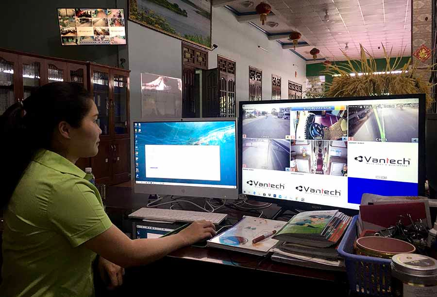 Công ty Đức Đạt Thành Gia Lai lắp đặt camera trên phương tiện giúp thuận lợi trong quá trình điều hành. Ảnh: L.H