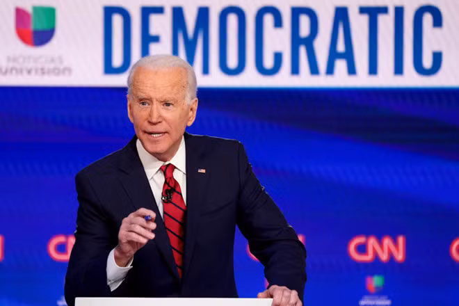 Ông Biden tại buổi tranh luận của các ứng viên Dân chủ diễn ra ở trường quay của CNN tại thủ đô Washington D.C ngày 15.3.2020 - Ảnh: Reuters