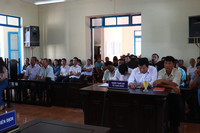 Trong bối cảnh dịch bệnh diễn biến phức tạp, nhiều người không yên tâm khi phải tham dự phiên tòa