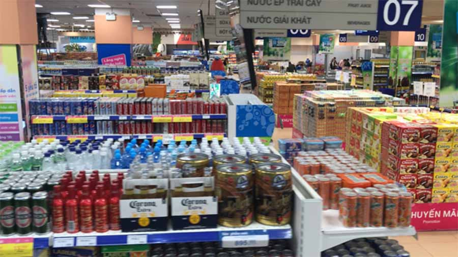 Siêu thị Co.op Mart Pleiku đã chủ động tăng dự trữ hàng hóa tiêu dùng thiết yếu lên gấp nhiều lần nhằm đáp ứng nhu cầu trong dân. Ảnh: Vũ Thảo Siêu thị Co.opmart Pleiku đã chủ động tăng dự trữ hàng hoá tiêu dùng thiết yếu lên gấp nhiều lần nhằm đáp ứng nhu cầu trong dân. Ảnh: Vũ Thảo