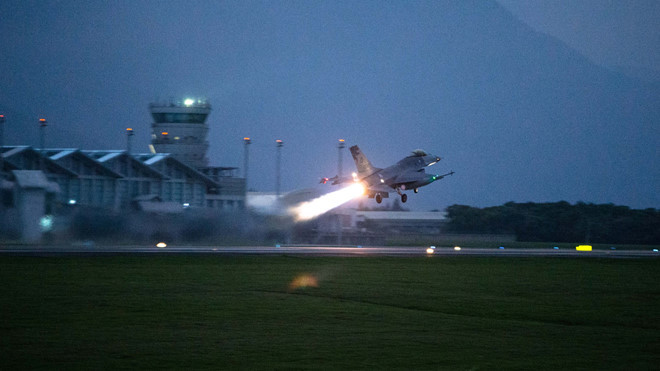 Máy bay chiến đấu F-16 của Đài Loan xuất kích tham gia tập trận - Ảnh AFP Máy bay chiến đấu F-16 của Đài Loan xuất kích tham gia tập trận - Ảnh AFP