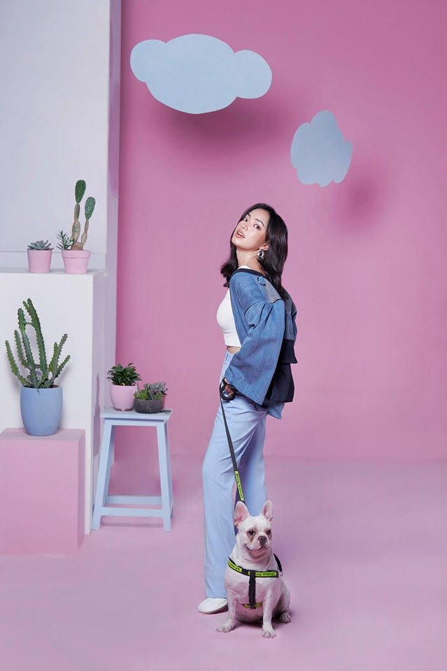 Châu Bùi là nghệ sĩ Việt đầu tiên phải thực hiện cách ly tập trung và cô đã có thái độ tích cực hợp tác với cơ quan chức năng để phòng chống dịch bệnh. Ảnh: NVCC..  Châu Bùi là nghệ sĩ Việt đầu tiên phải thực hiện cách ly tập trung và cô đã có thái độ tích cực hợp tác với cơ quan chức năng để phòng chống dịch bệnh. Ảnh: NVCC..