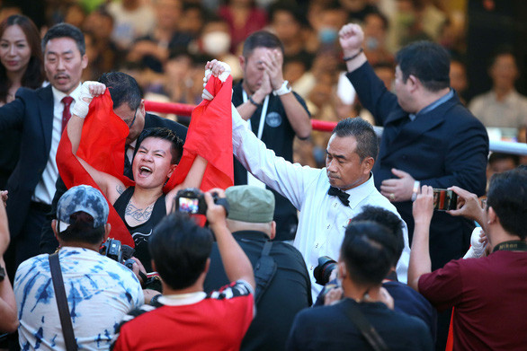 Thu Nhi phấn khích ăn mừng chiến thắng - Ảnh: N.K.