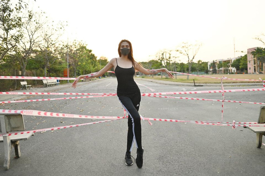 Trước đó, Võ Hoàng Yến trở về từ chuyến công tác tại Mỹ và nhanh chóng được đưa đi cách ly tập trung phòng, chống dịch Covid-19 từ tối 18/3. 