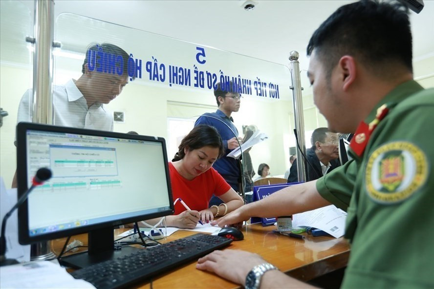 Bộ Công an vừa ban hành Thông tư quy định về thực hiện dân chủ trong công tác quản lý hành chính về trật tự xã hội. Ảnh minh họa: Hải Nguyễn Bộ Công an vừa ban hành Thông tư quy định về thực hiện dân chủ trong công tác quản lý hành chính về trật tự xã hội. Ảnh minh họa: Hải Nguyễn