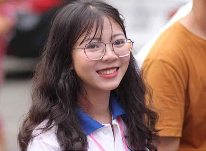 Nguyễn Thu Hương, nữ sinh Y Dược Huế có mặt trong đội quân tình nguyện chống dịch Covid-19. Ảnh: N.V