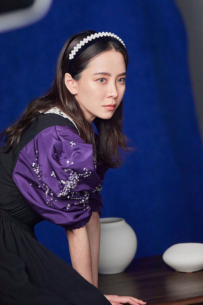 Người đẹp 38 tuổi thường được khán giả ca ngợi có nhan sắc không thua kém các thần tượng trẻ xứ Hàn. 