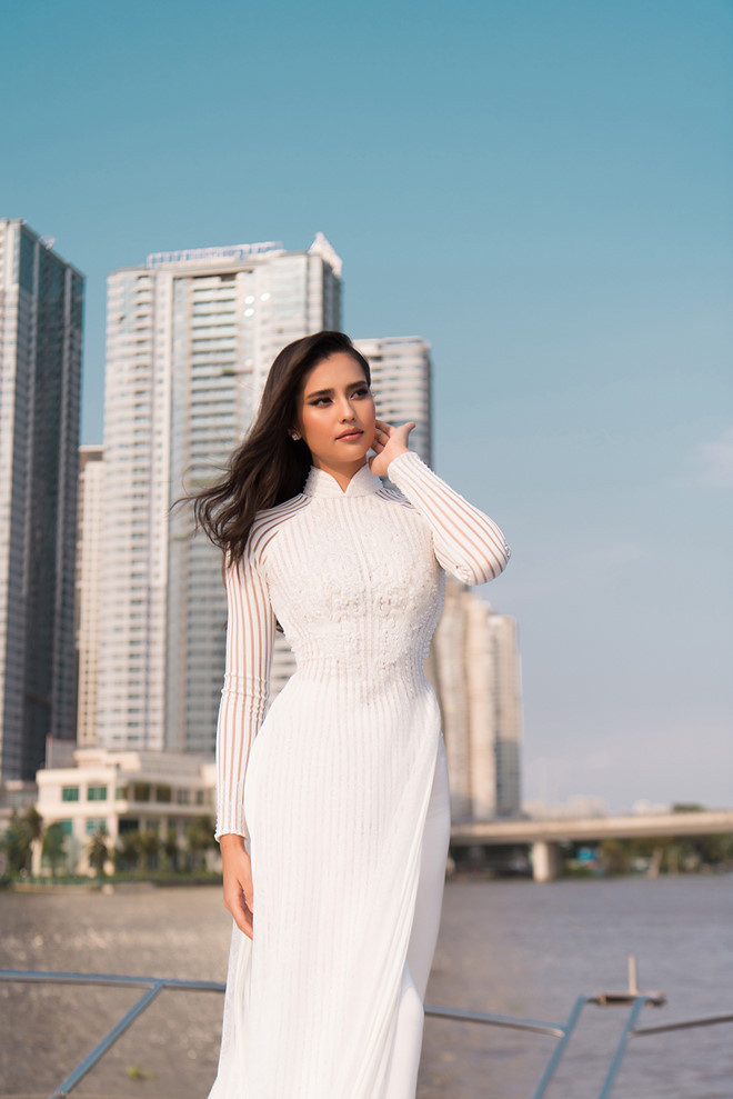 Top 10 The Face Thái Lan 2016 cho hay sẽ giới thiệu đến bạn bè một Sài Gòn xinh đẹp, quyến rũ, thân thiện 