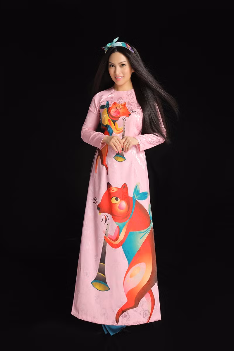 Hà Phương hiện rất háo hức với lần tái xuất này. Cô dốc nhiều thời gian để luyện tập cho thật nhuần nhuyễn. Đóng cặp với cô là Lương Thế Thành và Minh Luân.