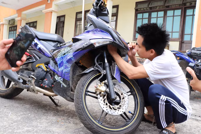 Quý thực nghiệm lại hành vi bẻ khóa, trộm xe