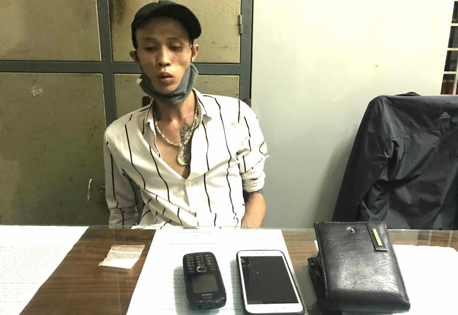 Đối tượng Phương đã bị bắt giữ. Ảnh: Văn Ngọc 