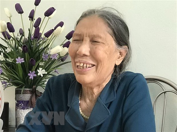 Bà Niệm chia sẻ về việc ủng hộ phòng chống dịch COVID-19. (Ảnh: Hoa Mai/TTXVN) Bà Niệm chia sẻ về việc ủng hộ phòng chống dịch COVID-19. (Ảnh: Hoa Mai/TTXVN)