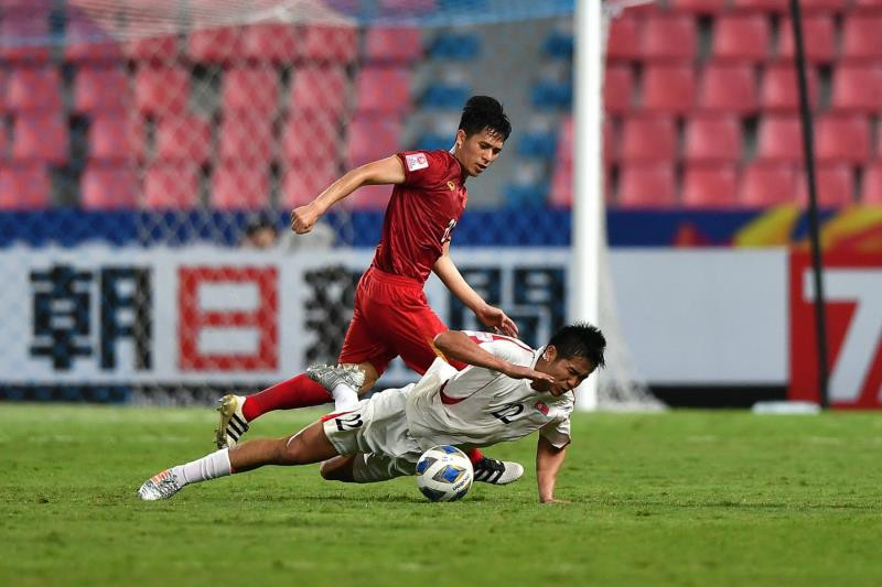 Đình Trọng trong trận đấu với Triều Tiên. Ảnh: LT