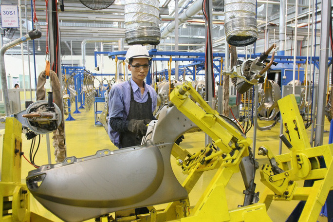 Thủ tướng vừa ký ban hành Chỉ thị tháo gỡ khó khăn cho sản xuất kinh doanh, ứng phó với dịch Covid-19. Thủ tướng vừa ký ban hành Chỉ thị tháo gỡ khó khăn cho sản xuất kinh doanh, ứng phó với dịch Covid-19.