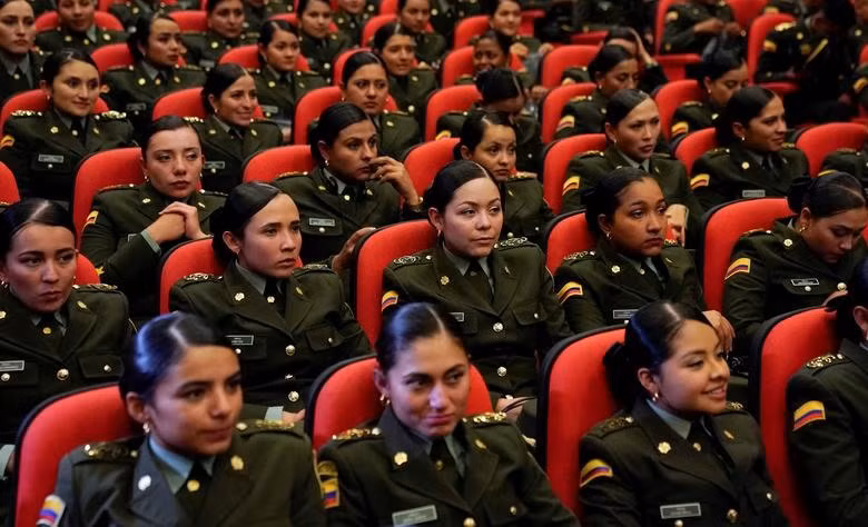 Các nữ học viên tại một học viện cảnh sát ở Bogota, Colombia ngày 3.9.2019. Ảnh: Reuters