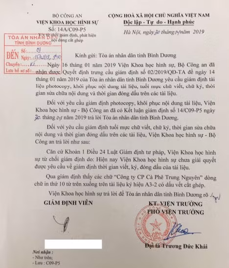 Kết luận "có dấu vết cắt ghép" của Viện Khoa học Hình sự liên quan đến những tố cáo của bà Lê Hoàng Diệp Thảo (Ảnh: Quốc Hải) Kết luận