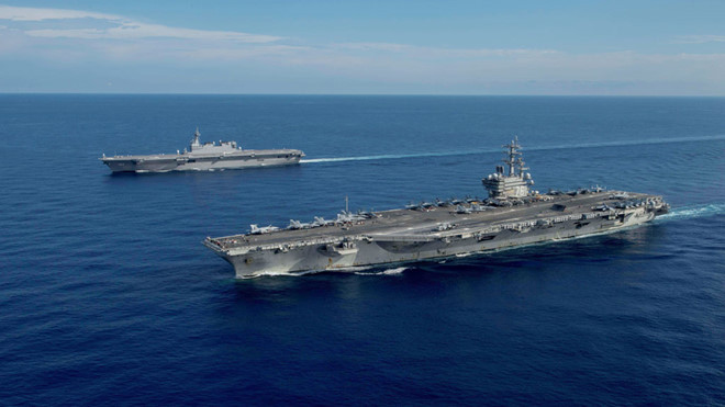 Tàu sân bay Mỹ USS Ronald Reagan cùng tàu JS Izumo của Nhật trong một cuộc tập trận gần đây - Ảnh: Hải quân Mỹ