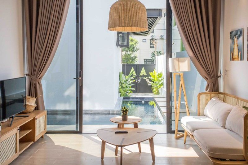 Cửa trượt bằng kính giúp tiết kiệm tối đa nguồn năng lượng tiêu thụ điện.