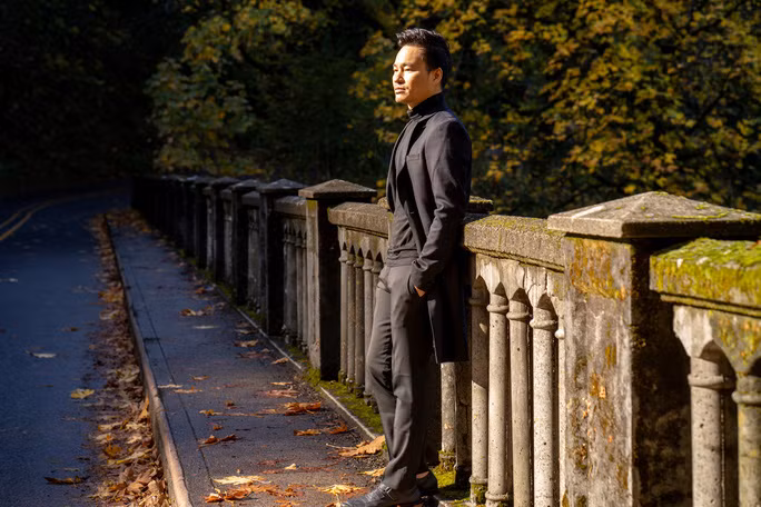 Đình Bảo đã qua Mỹ định cư và dạy nhạc