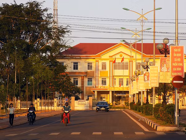 Trụ sở Huyện ủy Chư Pưh DSCN8055. Ảnh: T.N