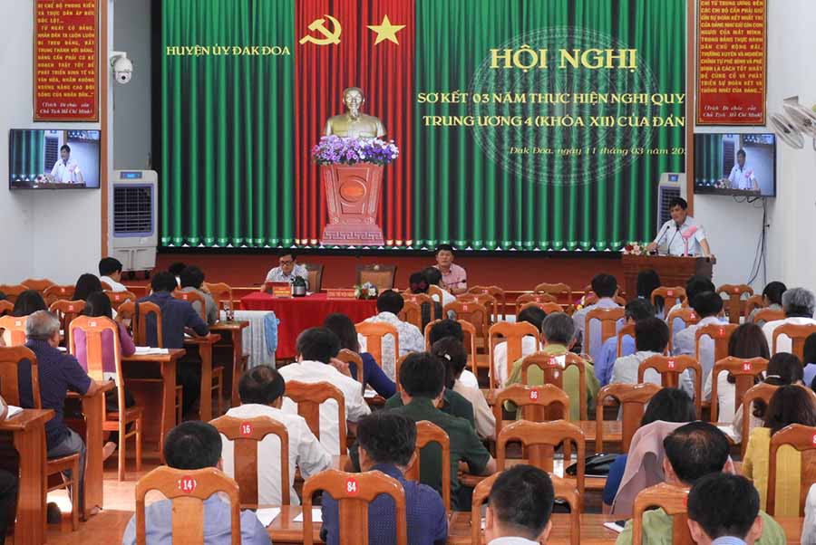  Toàn cảnh hội nghị. Ảnh: T.N