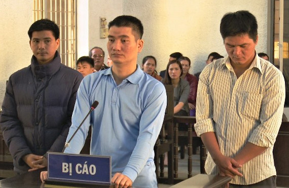  Các bị cáo tại phiên tòa -Ảnh: Nguyên Bình