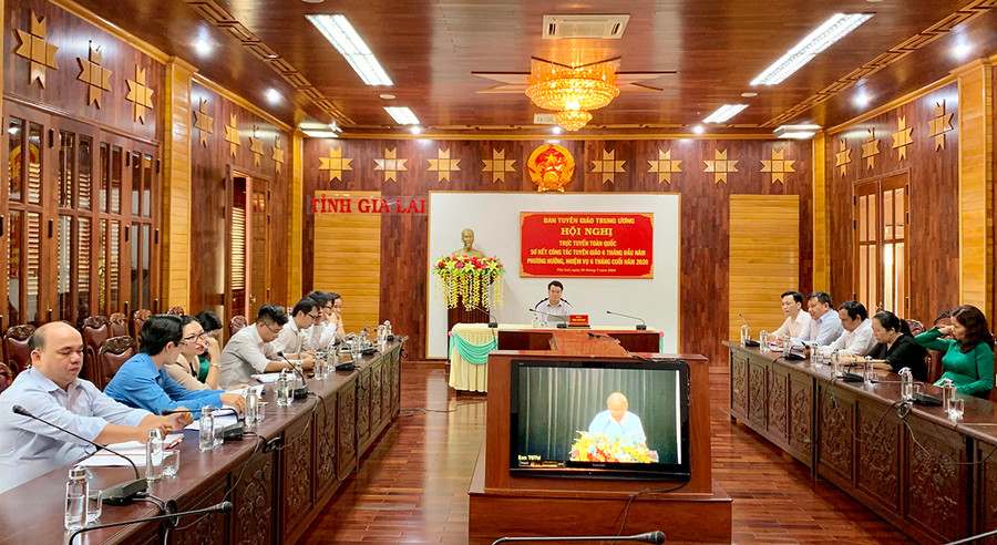  Quang cảnh Hội nghị trực tuyến tại điểm cầu Gia Lai. Ảnh: Như Nguyện