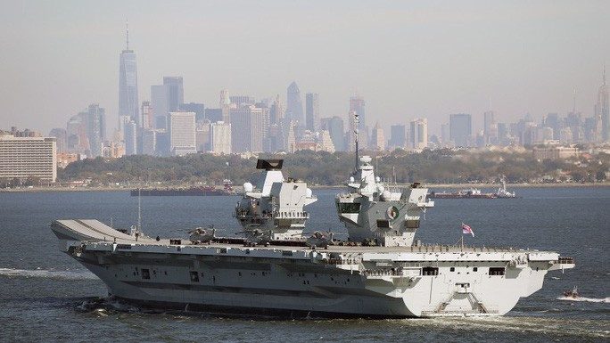 Tàu sân bay HMS Queen Elizabeth. Ảnh: Bộ Quốc phòng Anh Tàu sân bay HMS Queen Elizabeth. Ảnh: Bộ Quốc phòng Anh