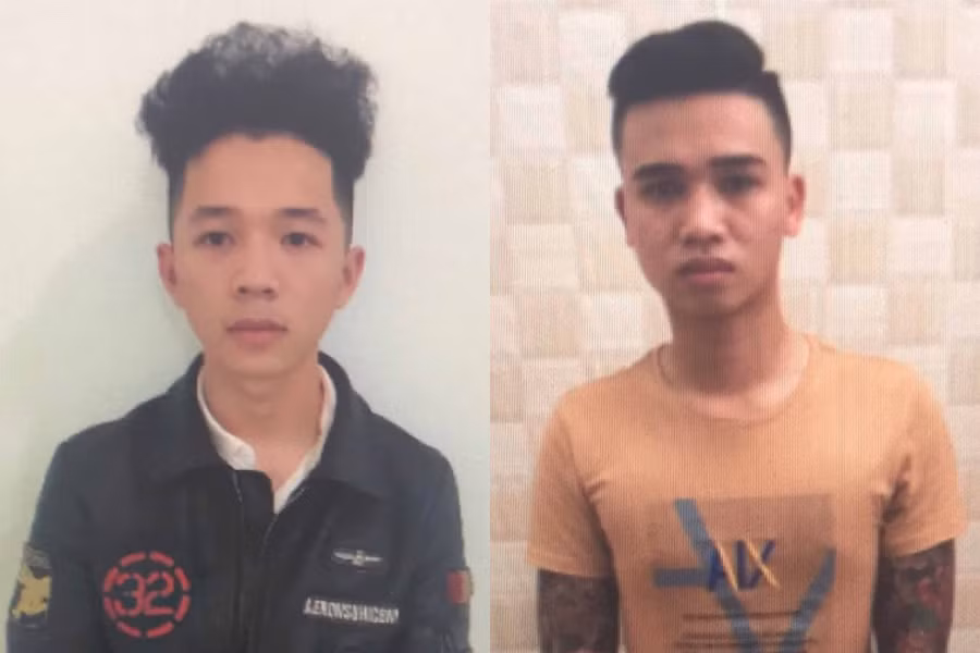 2 đối tượng Nguyên (trái) và Tiến tại cơ quan Công an. Ảnh: Văn Ngọc 