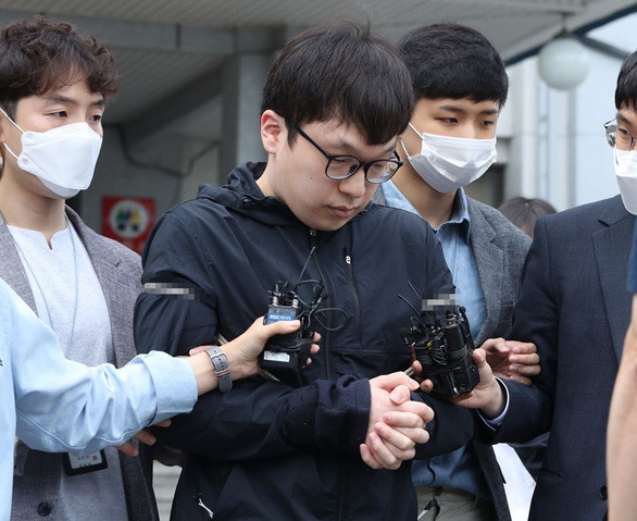 Ngày 15-7, cảnh sát Seoul công khai danh tính Nam Kyung Eup (29 tuổi), tên thứ sáu trong vụ án “phòng chat thứ N” - Ảnh: Facebook