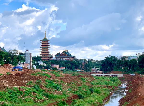 Dự án có điều chỉnh nhỏ đoạn qua chùa Minh Thành. Ảnh: H.D