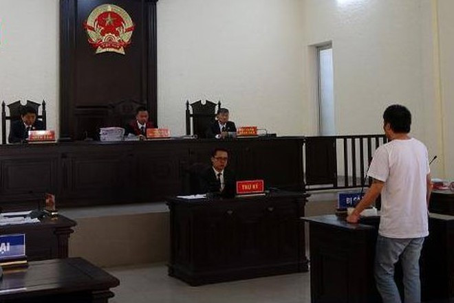 Nguyễn Quốc Đức Vượng tại phiên tòa. Ảnh: LÂM VIÊN