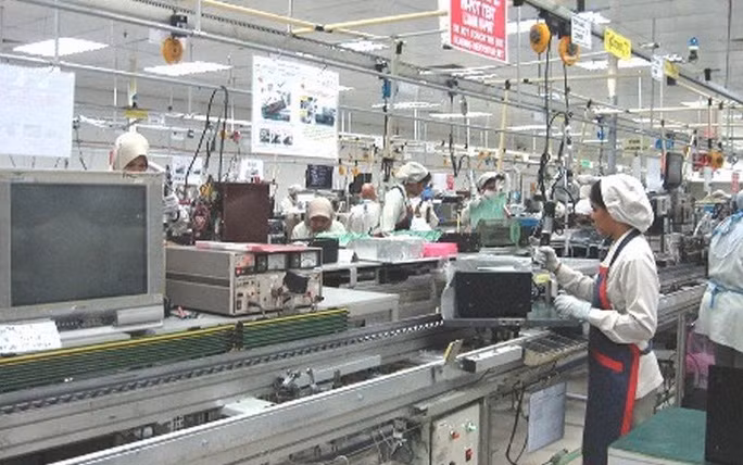 Di chuyển dây chuyền sản xuất tới một cơ sở mới hoặc một quốc gia mới sẽ rất tốn kém. Ảnh: Free Malaysia Today Di chuyển dây chuyền sản xuất tới một cơ sở mới hoặc một quốc gia mới sẽ rất tốn kém. Ảnh: Free Malaysia Today