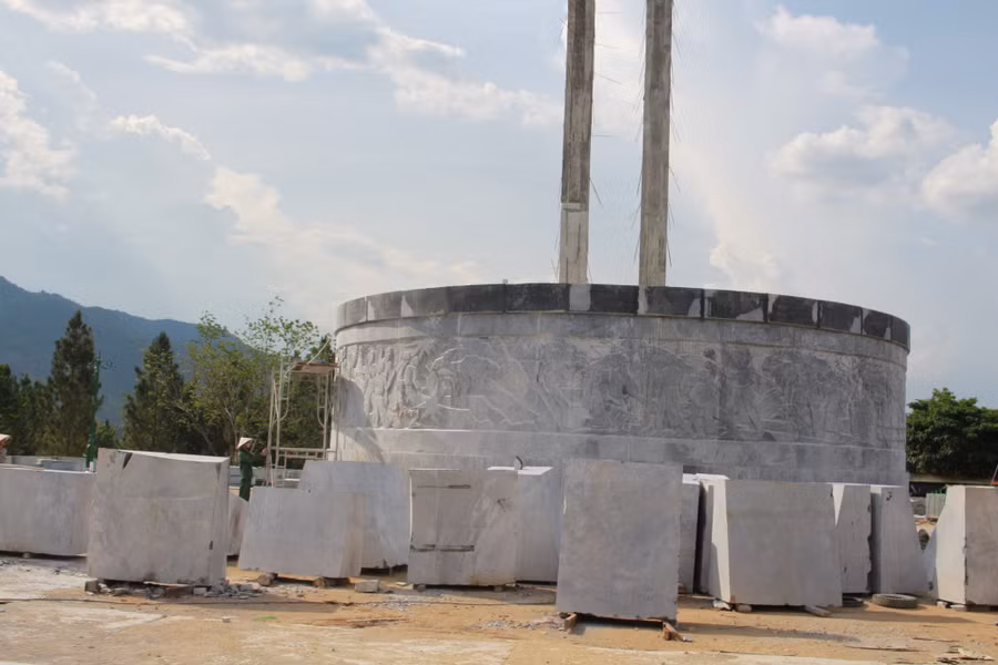 Chủ tịch UBND huyện Vĩnh Thạnh (tỉnh Bình Định) khẳng định công trình Tượng đài khởi nghĩa Vĩnh Thạnh có ý nghĩa rất lớn với nhân dân Vĩnh Thạnh nhằm ôn lại truyền thống đấu tranh dũng cảm của cha ông.