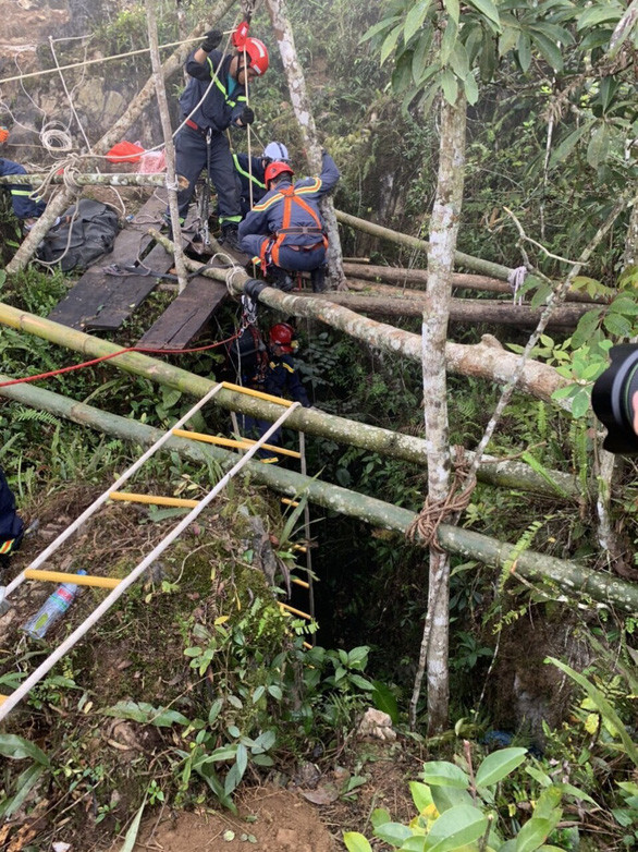 Hiện trường vụ cứu hộ tại Hà Giang - Ảnh: VĂN HÀ Hiện trường vụ cứu hộ tại Hà Giang - Ảnh: VĂN HÀ
