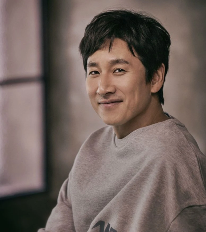 Nam diễn viên Lee Sun Gyun của 