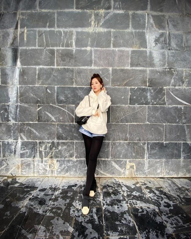 Gương mặt cân đối và hài hòa, vóc dáng ngày càng hoàn thiện. Nữ ca sĩ mặc dù đã 35 tuổi nhưng nhan sắc vẫn ngày càng thăng hạng. Ảnh: FBNV.